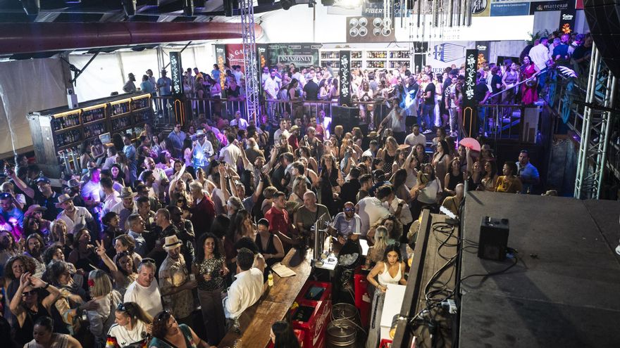 Cáceres se vuelca en un sábado de feria para el recuerdo