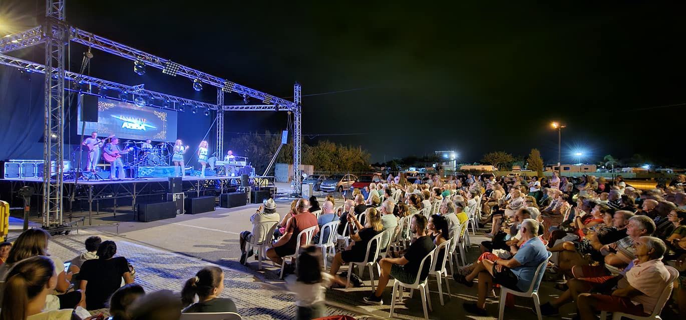 Éxito del musical sobre ABBA en Tavernes de la Valldigna