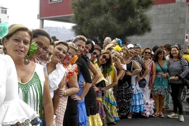 ROMERIA ROCIERA Y OFRENDA A LA VIRGEN