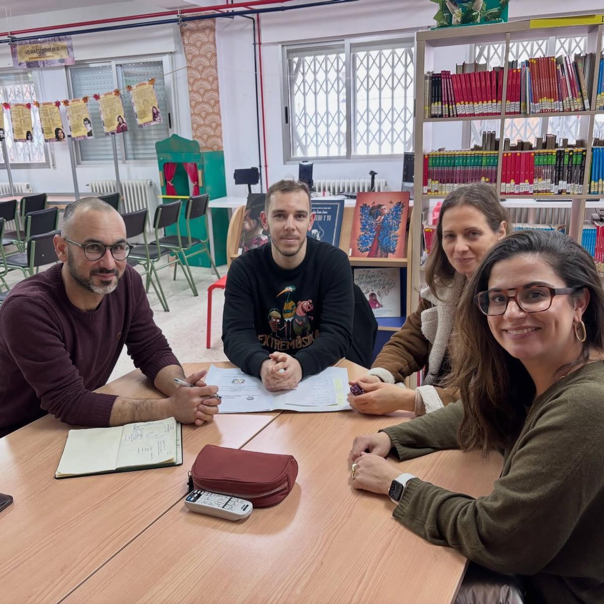 Primera reunión de coordinación entre el centro educativo, el ayuntamiento y @sojo.jc.