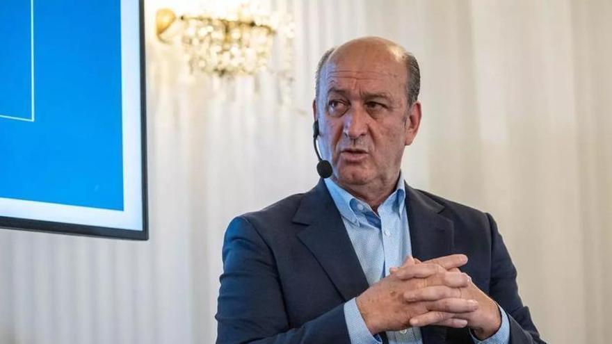 El Gobierno de Canarias ordena a las federaciones de fútbol inscribir a los menores tutelados