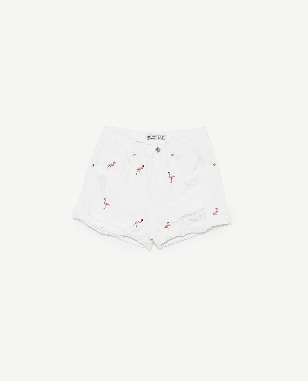 Maleta de Semana Santa para la playa: shorts de flamencos