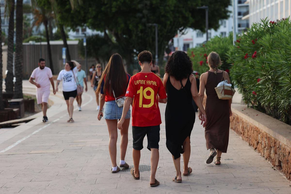 Galería: el ambiente del público durante la semifinal del Mundial entre España y Francia