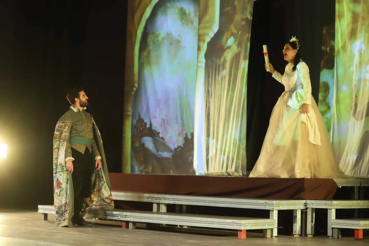 El Patio de San Eulogio acoge la representación de 'El gran teatro del mundo' de Calderón