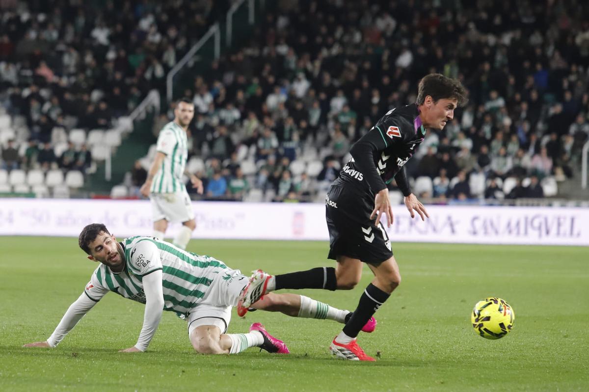 Córdoba CF-Málaga | Las imágenes del derbi andaluz en El Arcángel