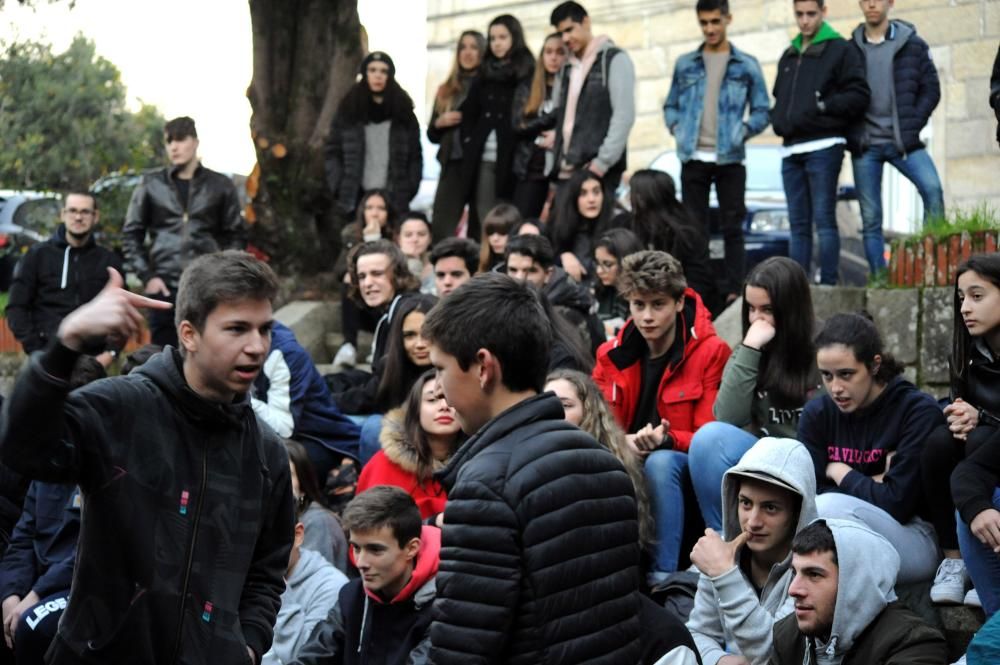 El parque Fleming acogió una de las conocidas como "Batalla de gallos" en las que se emplea el rap a modo de picotazos