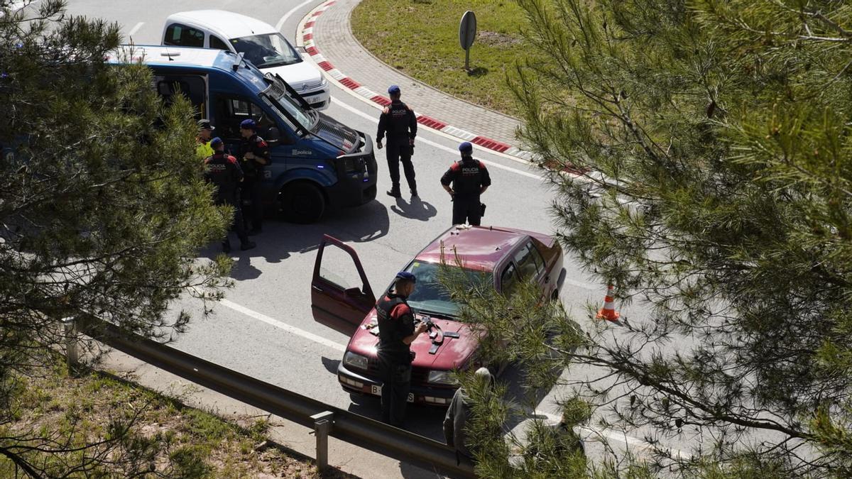 El vehicle que conduia el menor, interceptat per un control dels Mossos a Sant Salvador de Guardiola