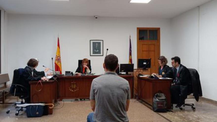 Juicio por un accidente laboral en Palma: «Si mi compañero no estira la cuerda, yo ahora estaría muerto»