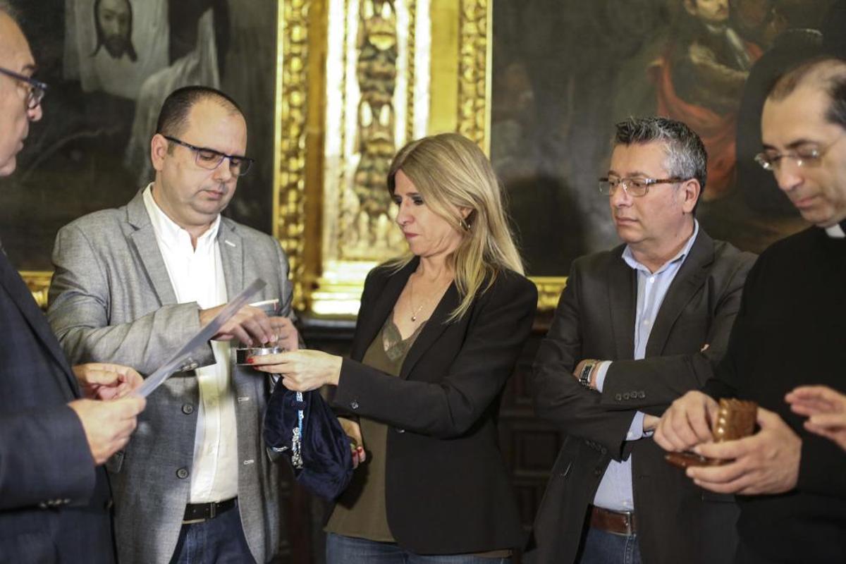 Pruebas en el camarín de la Santa Faz