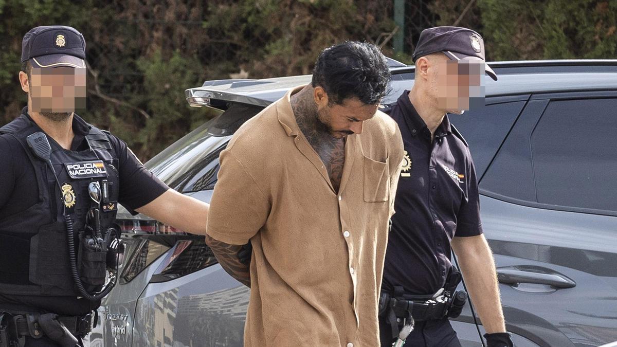 El juez envía a prisión al detenido por matar a Mariane en Benidorm y deja el libertad a los otros dos arrestados