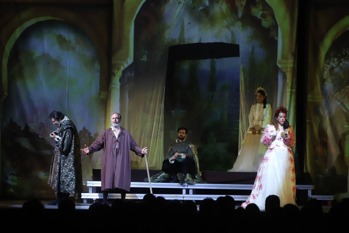 El Patio de San Eulogio acoge la representación de 'El gran teatro del mundo' de Calderón
