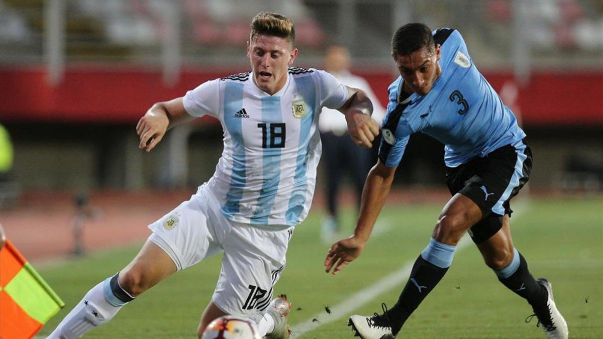 Argentina y Uruguay protagonizaron un partido muy peleado por el Sudamericano Sub 20