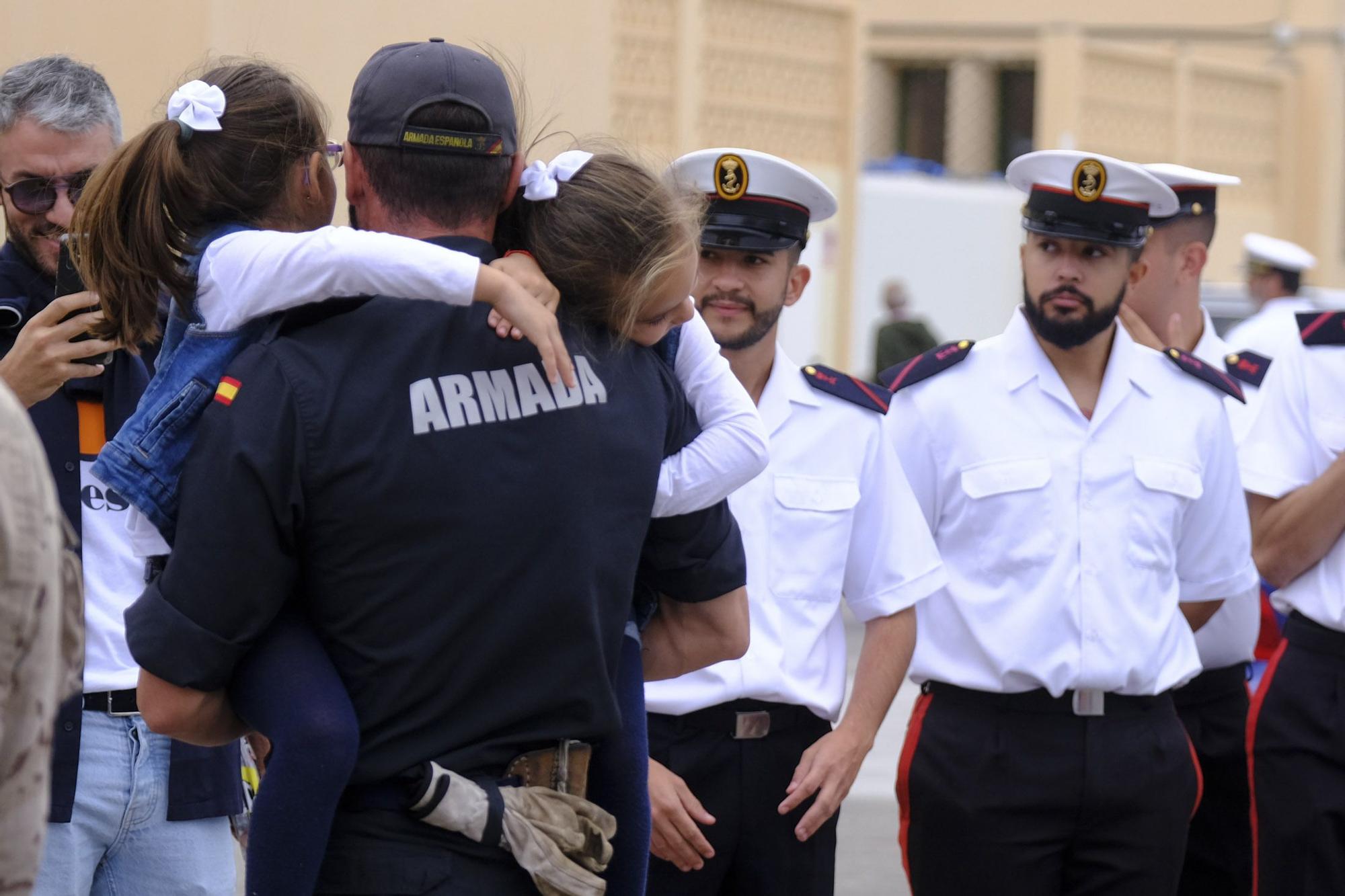 El Buque de Acción Marítima “Relámpago”, regresa al Arsenal