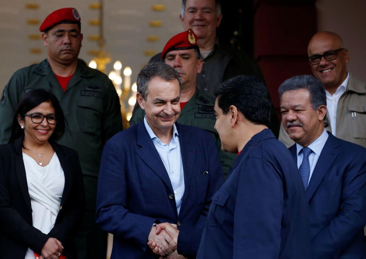 Zapatero conserva els vincles amb el règim chavista