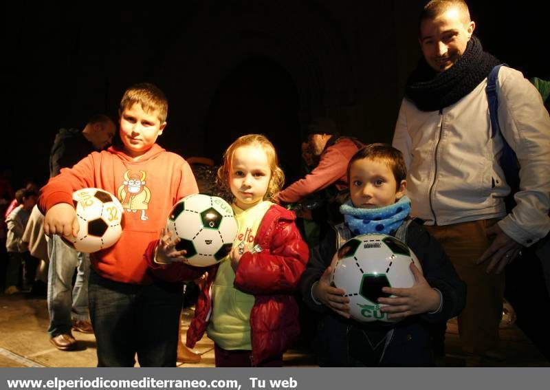 GALERIA DE IMÁGENES - Miles de niños disfrutan de la gran fiesta del Cartero Real