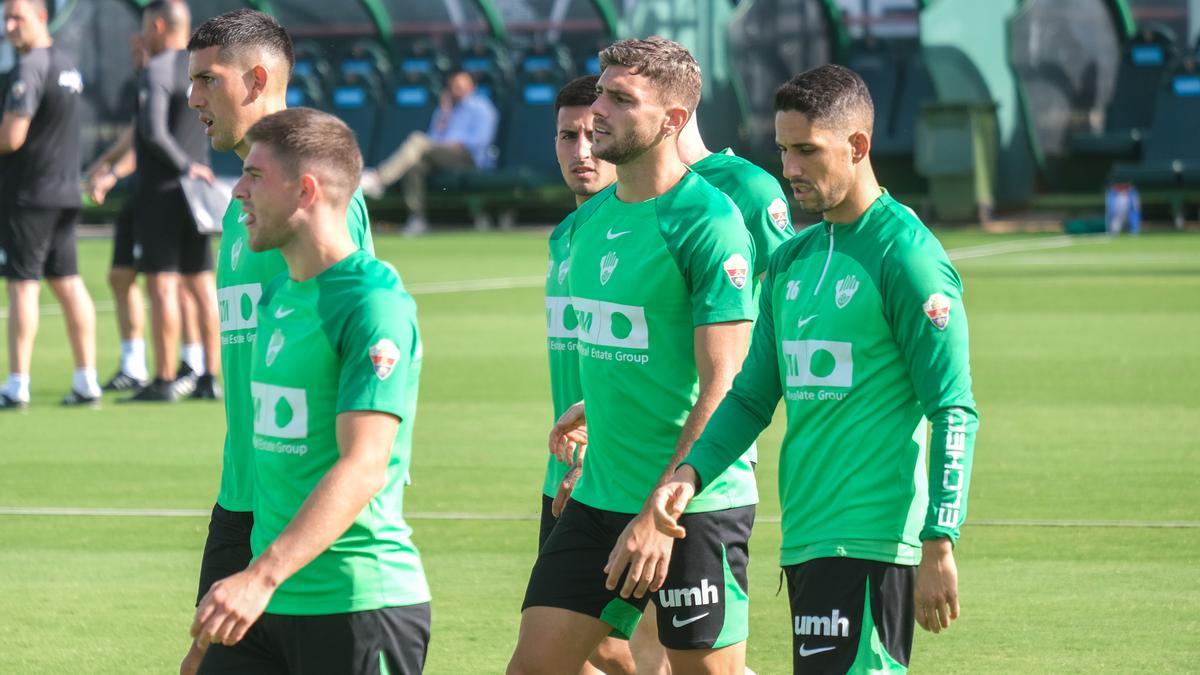 Las lesiones se están cebando esta temporada con el Elche; ya han afectado a 15 de sus jugadores