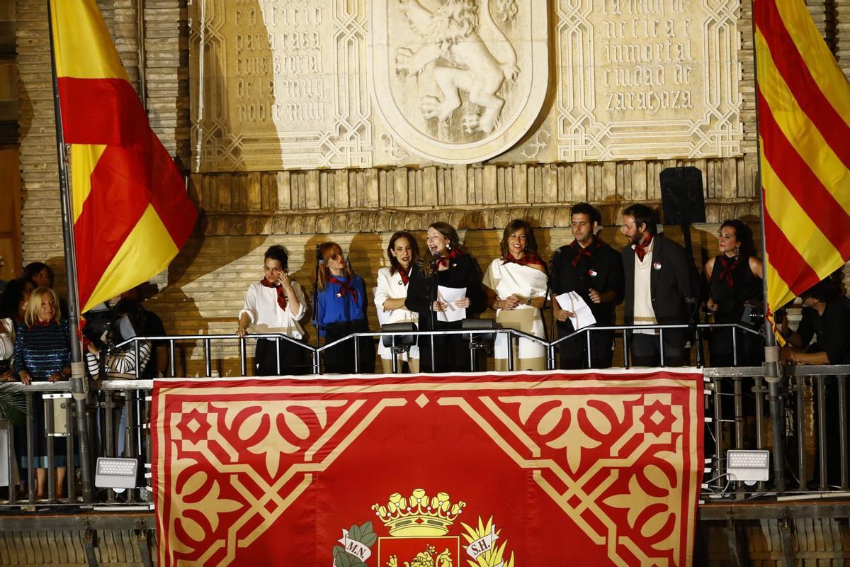 En imágenes | Primer día de las Fiestas del Pilar con las peñas y el pregón