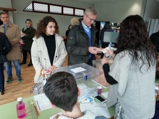 Las imágenes de la jornada electoral del 10N en Galicia. // Fotógrafos Faro de Vigo
