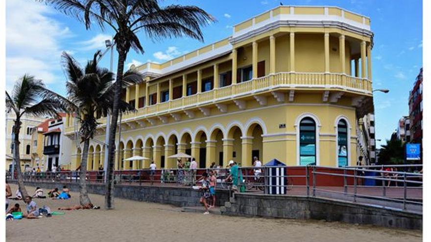 El Hospital San José ofrece tratamientos de alta calidad y complejidad a pacientes privados y derivados del Servicio Canario de Salud.