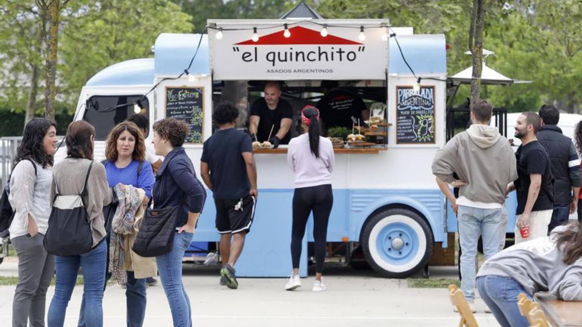 Conclou la fira Food Truck de Salt | ANIOL RESCLOSA