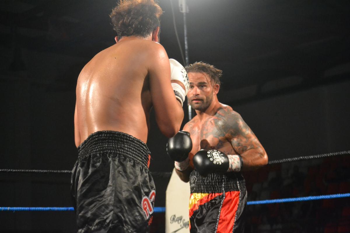 Noche mágica de boxeo en el Polideportivo Melanie Costa de Calvià