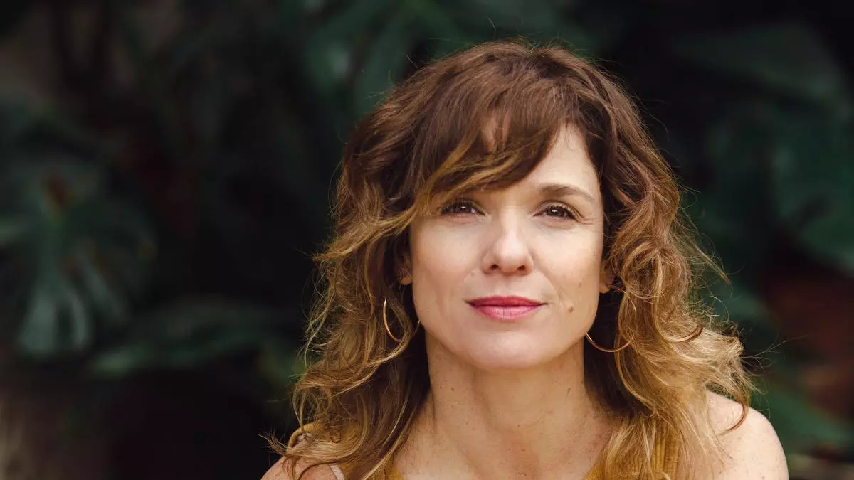 Valeria Alonso ('Desde el mañana' y 'Máxima'): "Tocar una piedra y ver el futuro no me parece tan desopilante"