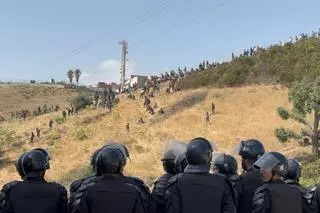 Detectados una decena de casos de sarna entre los militares desplazados a Ceuta