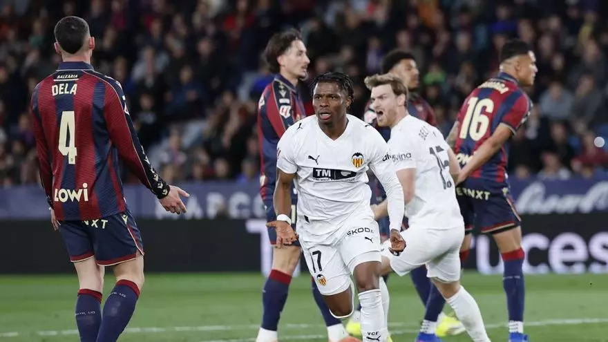 ¡El Valencia se lleva la vuelta del derbi fuera de casa y tres puntos esenciales!