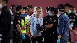 jmexposito53750157 a pitch invader  c  is removed from the pitch during the spa200614162828