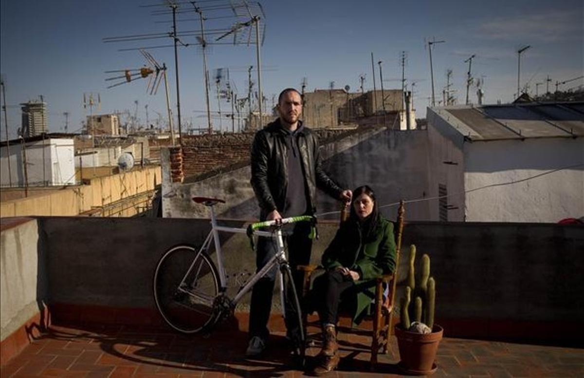 Al terrat de la casa del cantant, un 5è sense ascensor a Ciutat Vella.