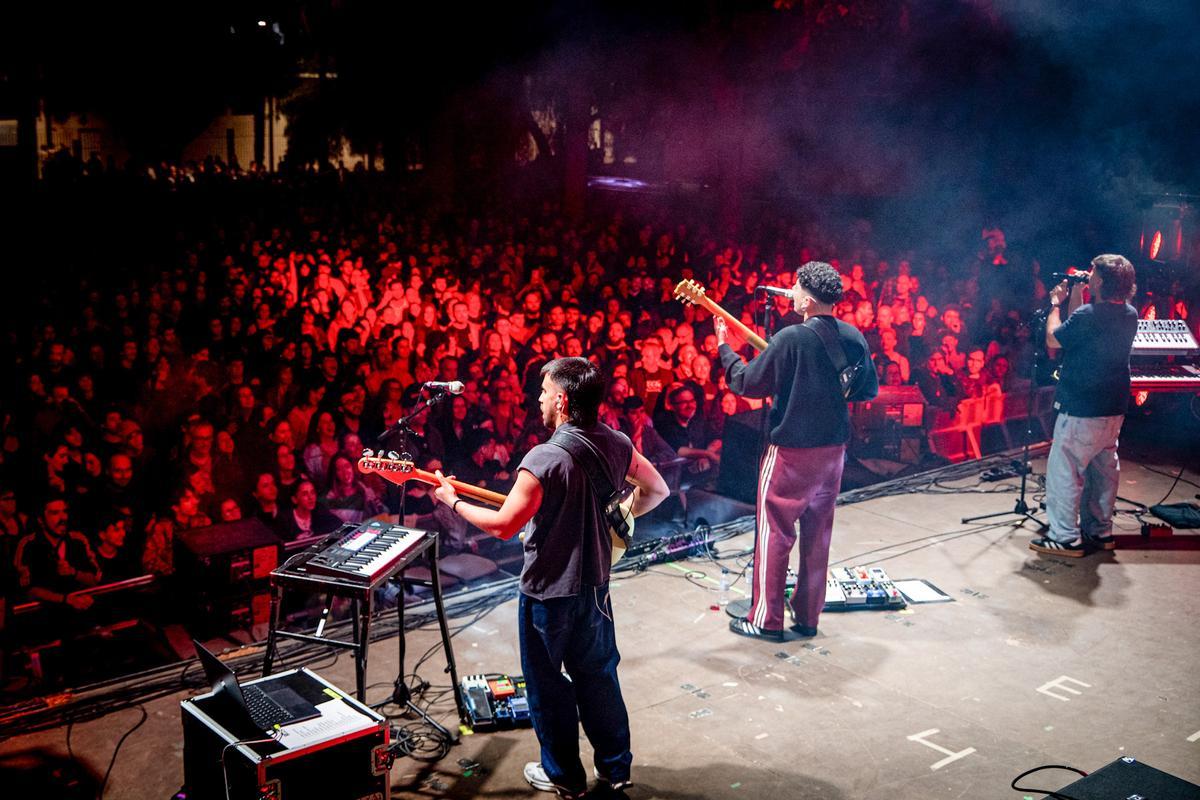 Un dels concerts de les Festes de Primavera 2026 de L'Hospitalet.