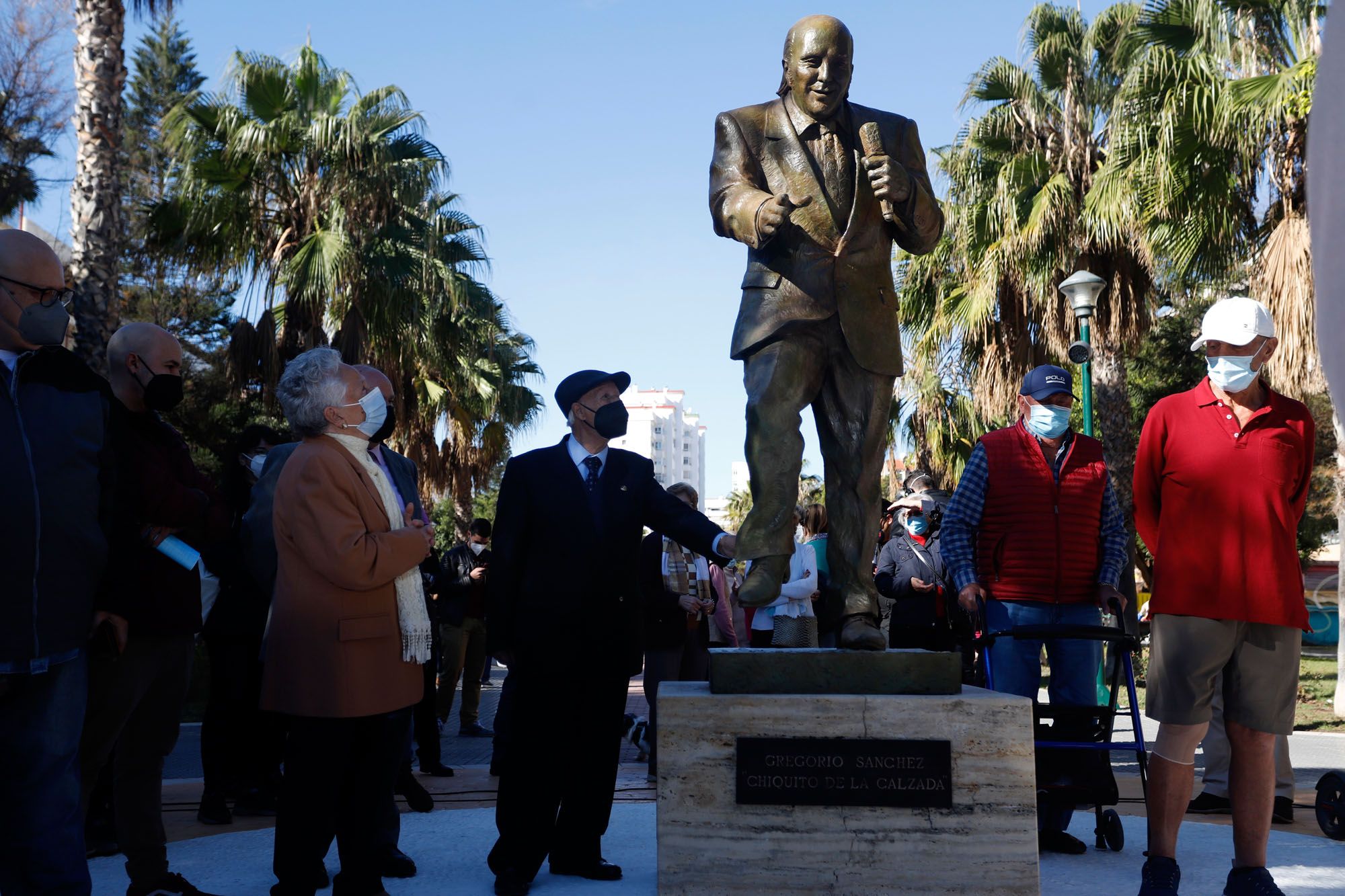 La estatua de Chiquito de la Calzada, inaugurada en el parque que lleva su nombre.