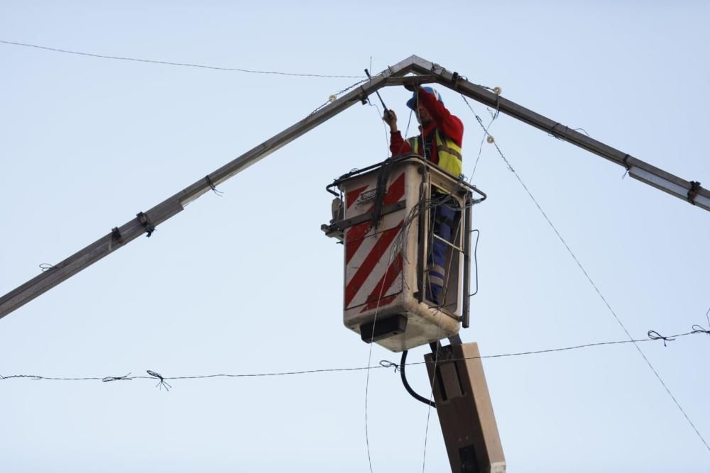 El viento ha derivado las luces de una falla