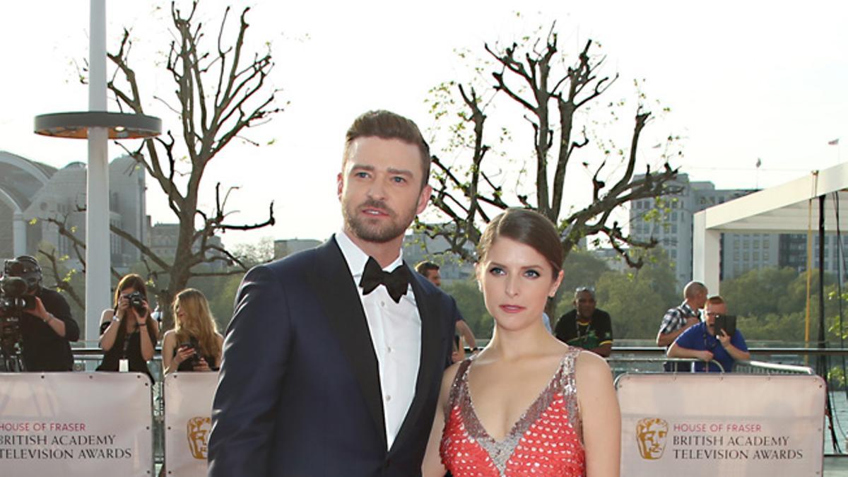 Justin Timberlake y Anna Kendrick en la gala Bafta TV en Londres