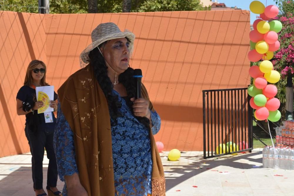 Homenaje a Bolivia en el Jardín de la Seda de Murcia