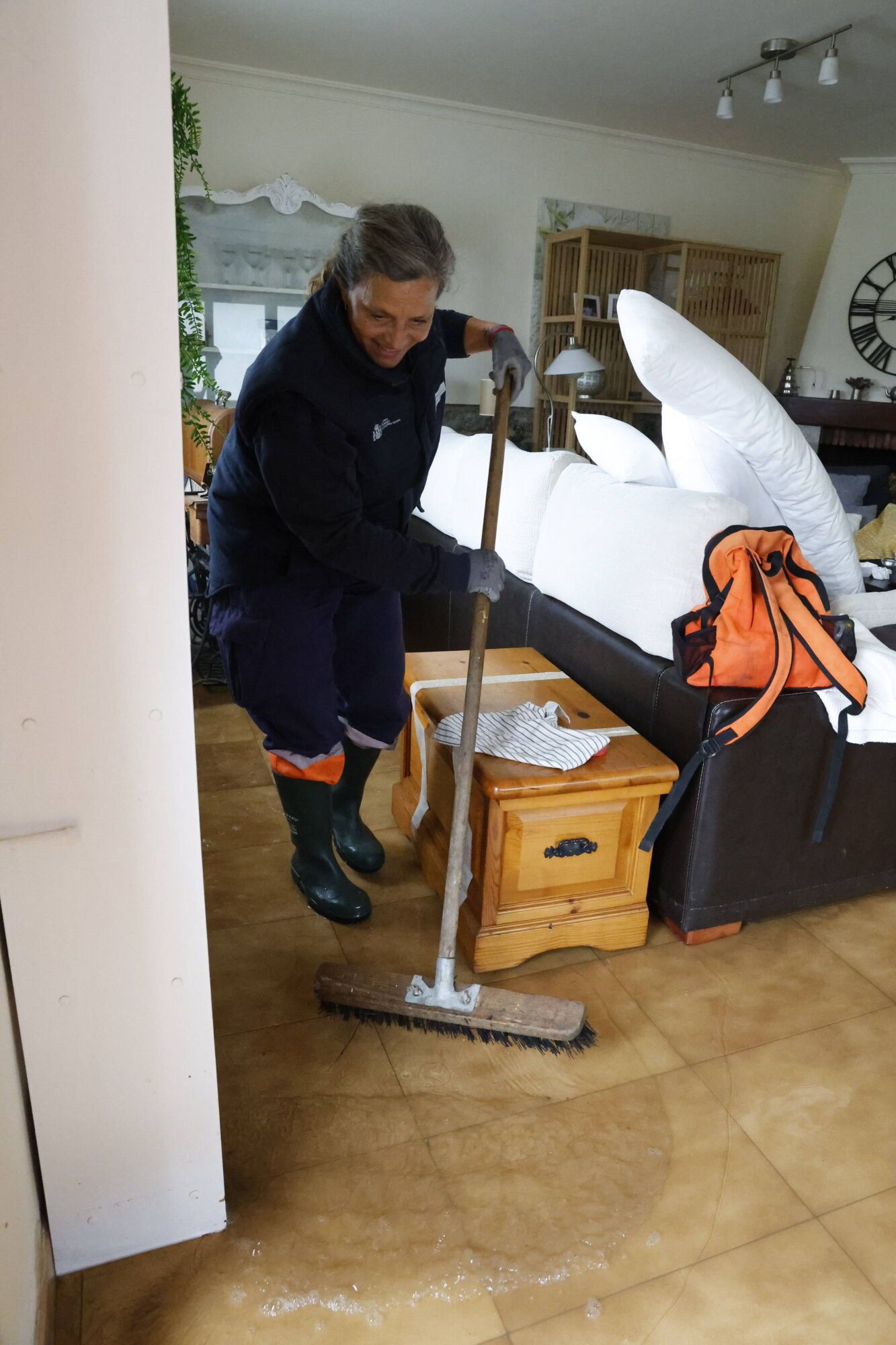 EN IMÁGENES: Caos en Colunga por las inundaciones de esta madrugada
