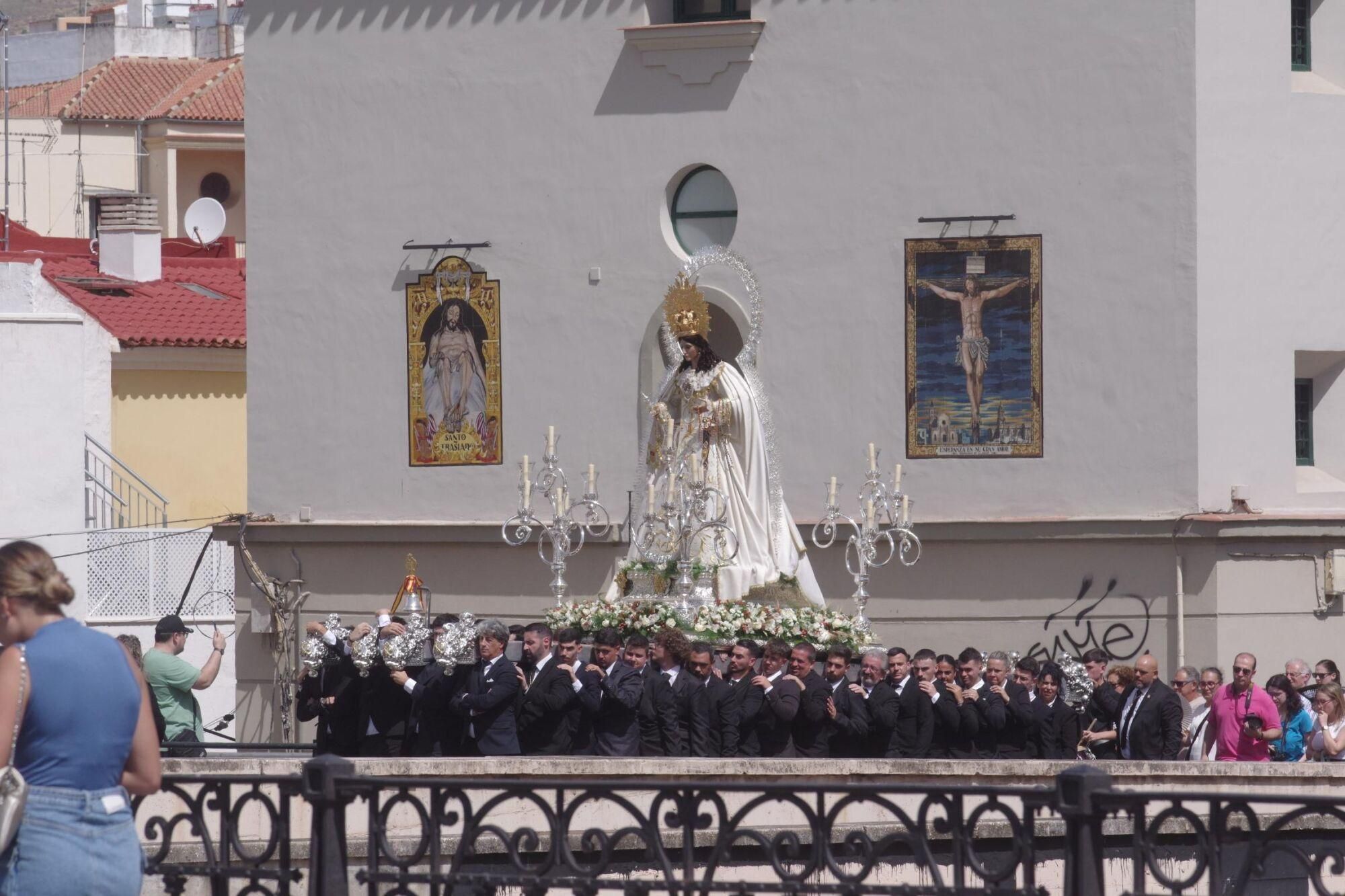 Traslado de la Virgen de Fátima y la Virgen de las Mercedes (El Tarajal) hacia sus altares por la festividad del Corpus en Málaga