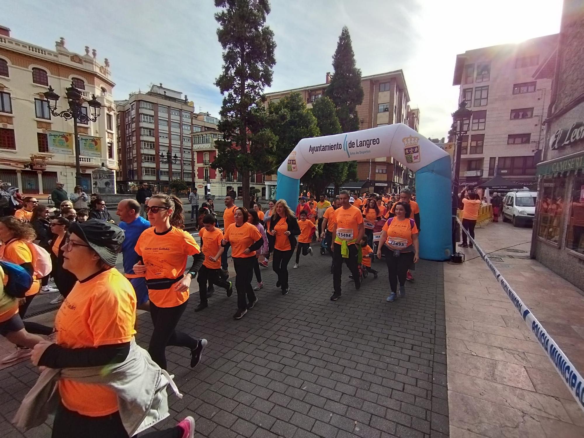 Las carreras contra el cáncer infantil reúnen a cientos de personas en las Cuencas