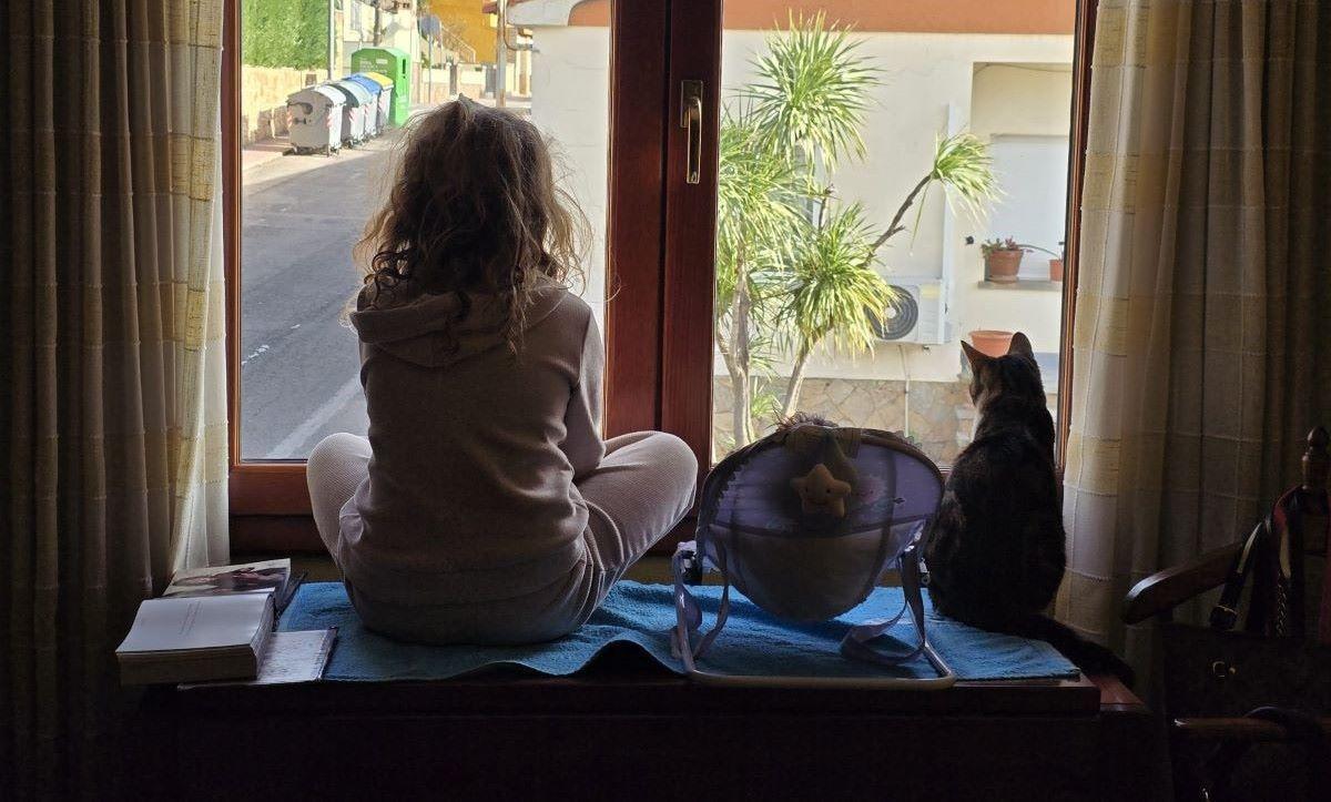 "A vegades penso que la societat encara ens diu: 'Tu no pots tenir fills i tenir una carrera professional alhora'", explica Anna Perich.