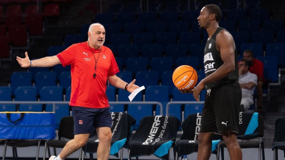 Pablo Laso dirigió su primer entrenamiento como técnico de Baskonia