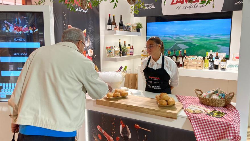 'Zamora es calidad' conquista los paladares del madrileño Mercado de la Paz