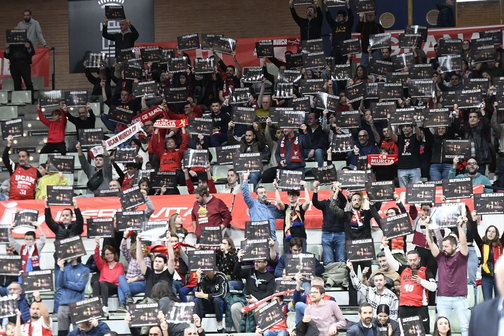 Todas las imágenes del partido del UCAM Murcia contra el Bàsquet Girona