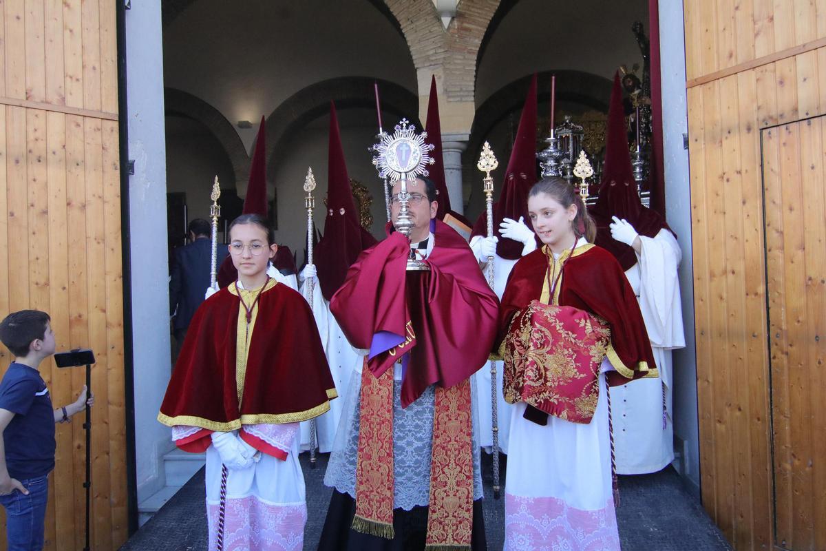 La Hermandad de la Vera Cruz en la tarde del Lunes Santo La Hermandad de la Vera Cruz en la tarde del Lunes Santo