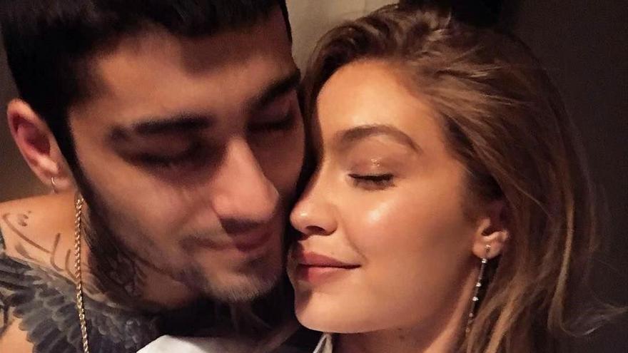 Gigi Hadid muestra su embarazo en blanco y negro