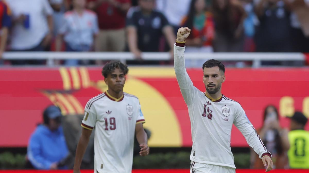 El gol de Álex Baena en el Uruguay - España del Mundial