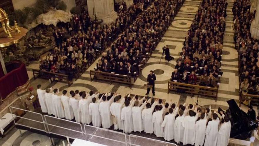 El Misteri canta a la Navidad en Santa María