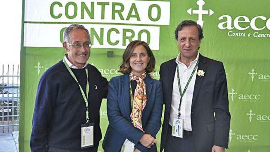 Ángel Carracedo, Isabel Orbe y Carlos Lamora.