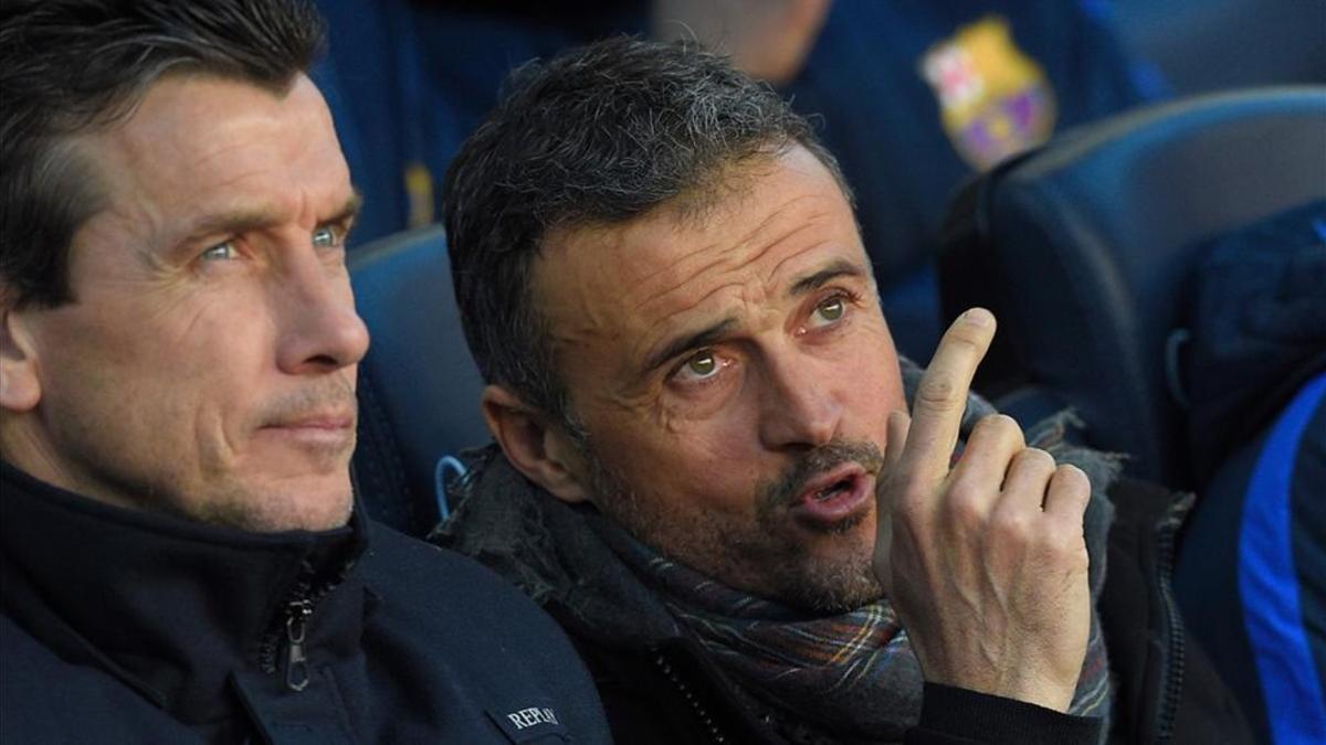 Luis Enrique, junto a Unzúe en el banquillo del Camp Nou