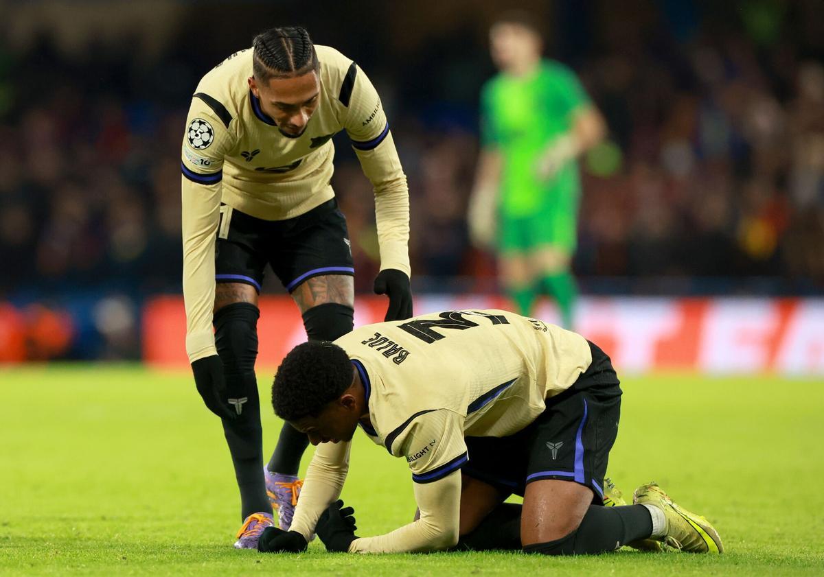 Raphinha trata de levantar a Balde en Stamford Bridge