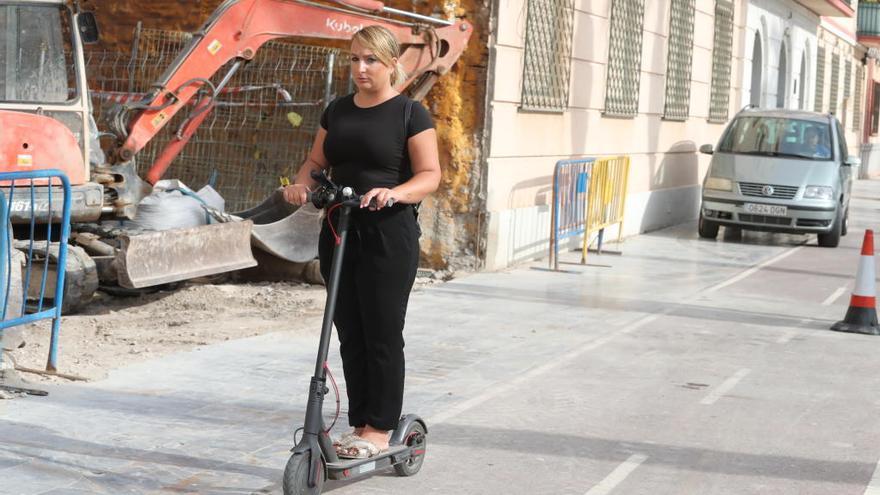 Patinete, un vehículo que circula por el vacío legal - La Opinión de Murcia